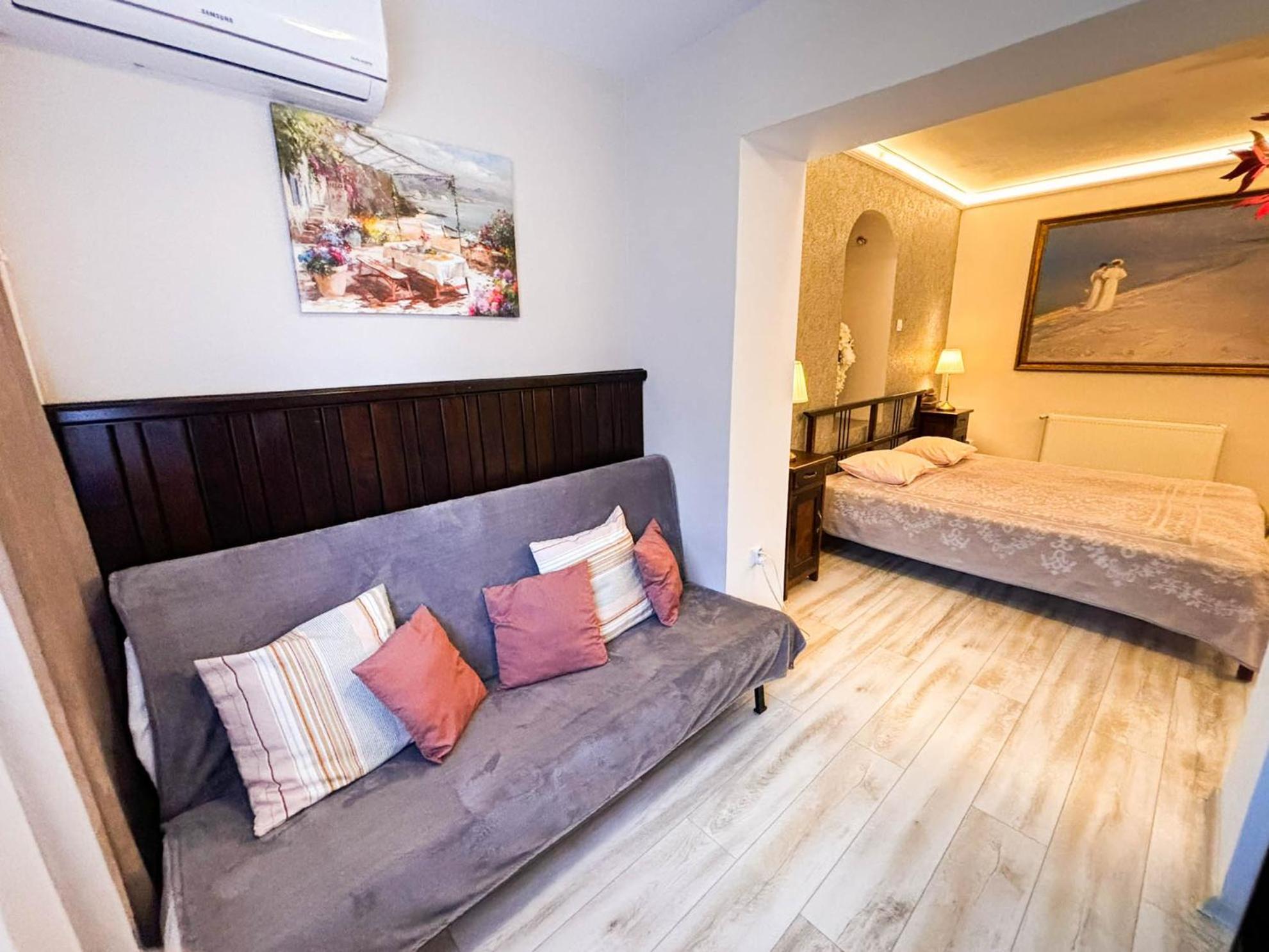 Conacul Bunicilor Hotel Novaci Luaran gambar