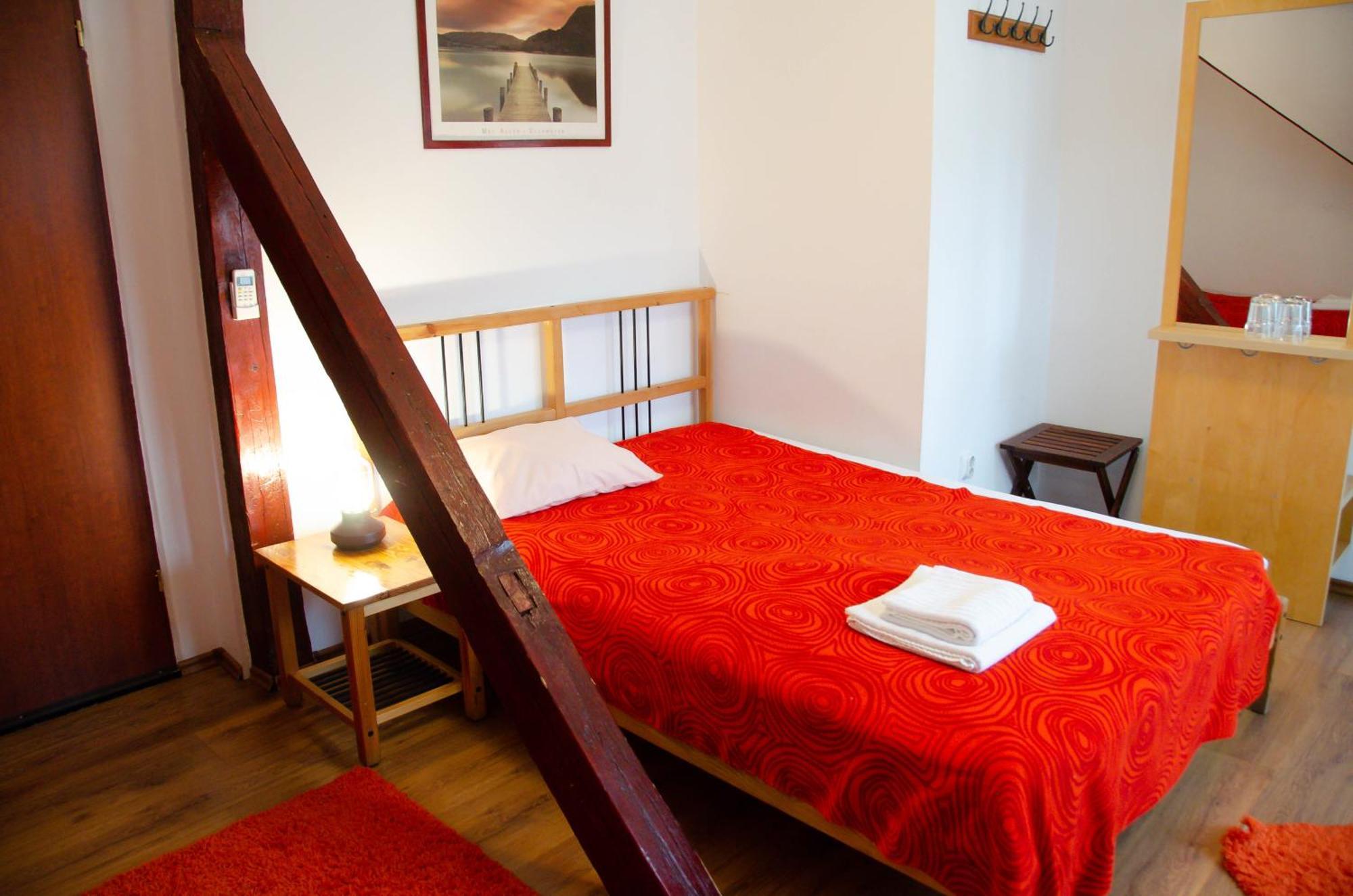 Conacul Bunicilor Hotel Novaci Luaran gambar