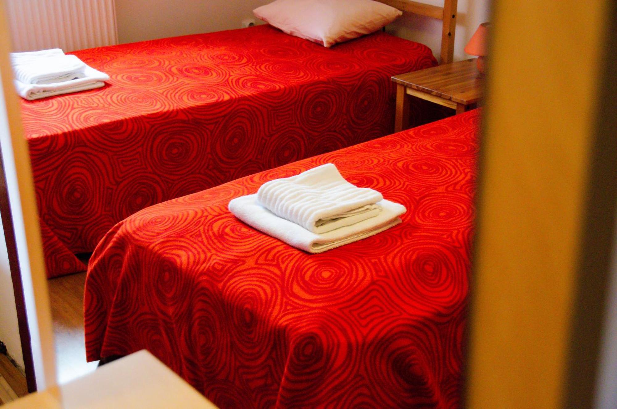 Conacul Bunicilor Hotel Novaci Luaran gambar